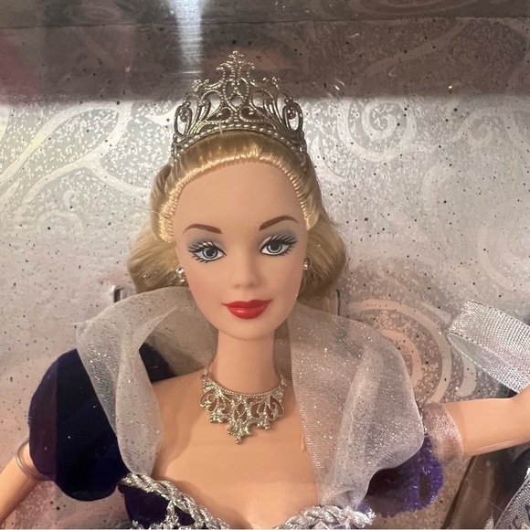 BARBIE special millennium edition Collectible doll EUC - Picture 11 of 14